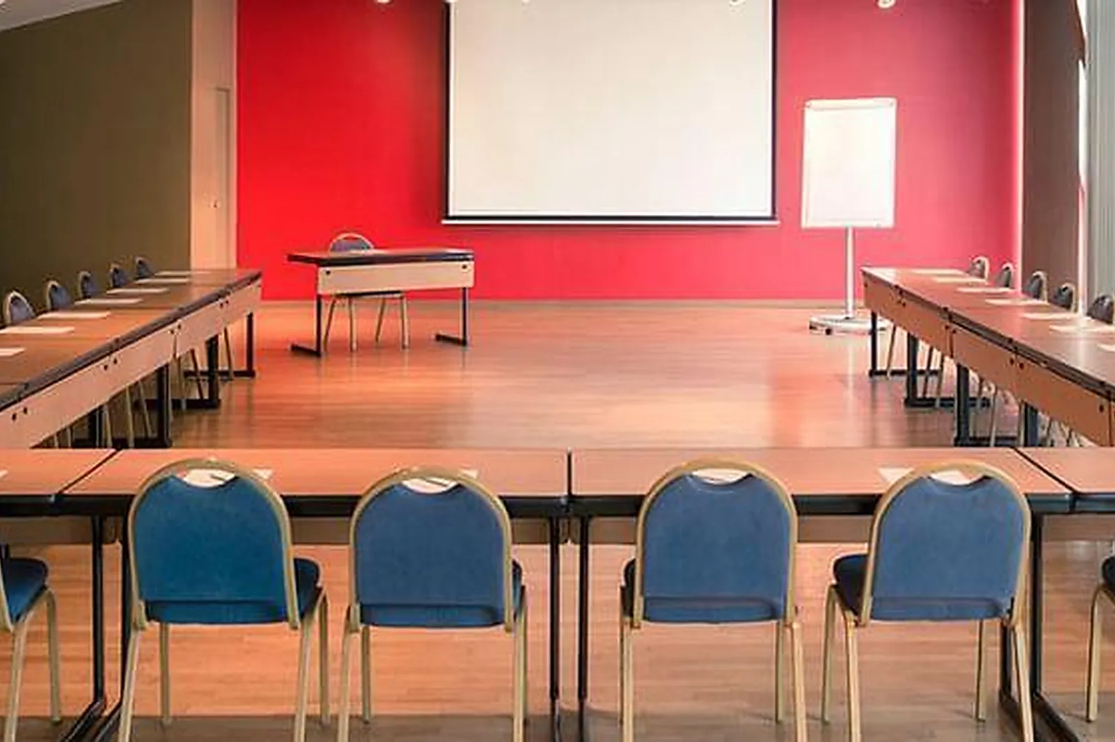 Lieux événementiels, HÔTEL MERCURE BESANCON PARC MICAUD ****