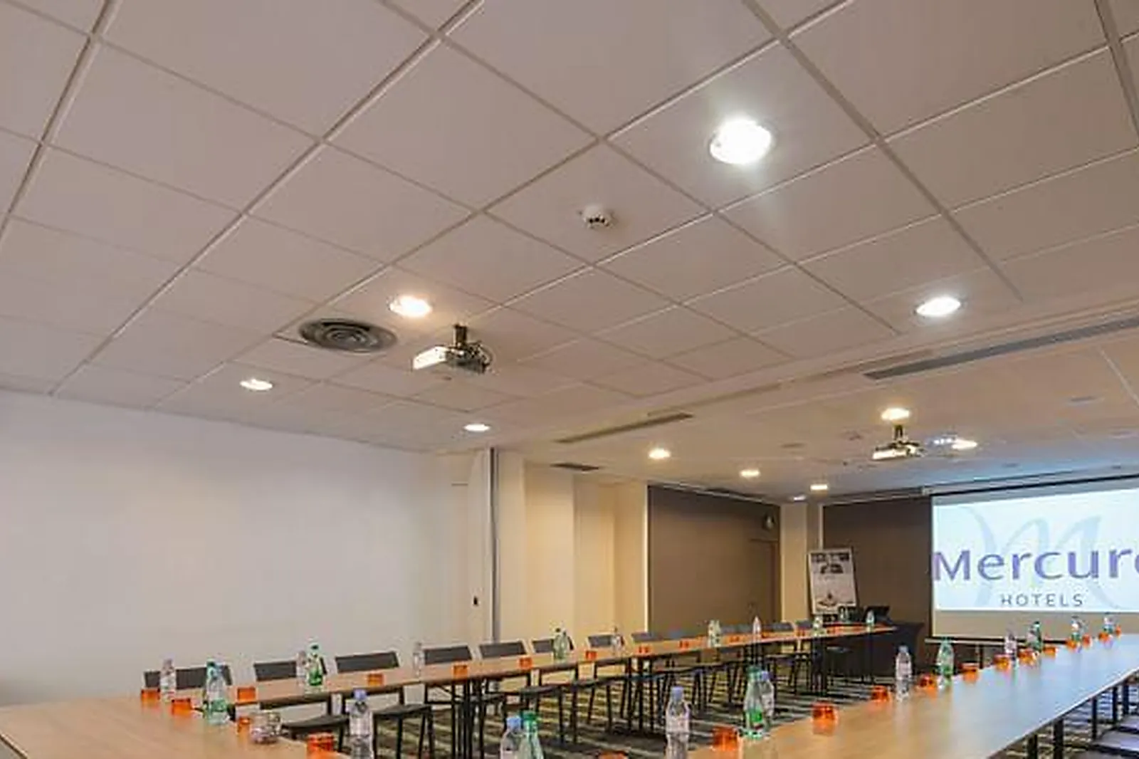 Lieux événementiels, HÔTEL MERCURE BORDEAUX CHÂTEAU CHARTRONS ****