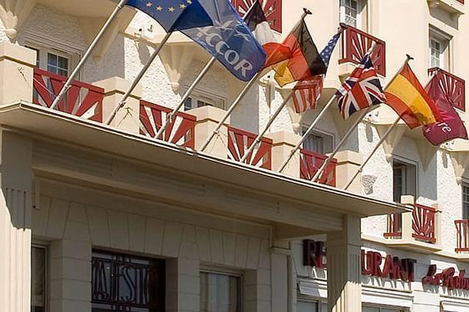 Lieux événementiels, HÔTEL MERCURE LA BAULE MAJESTIC ****