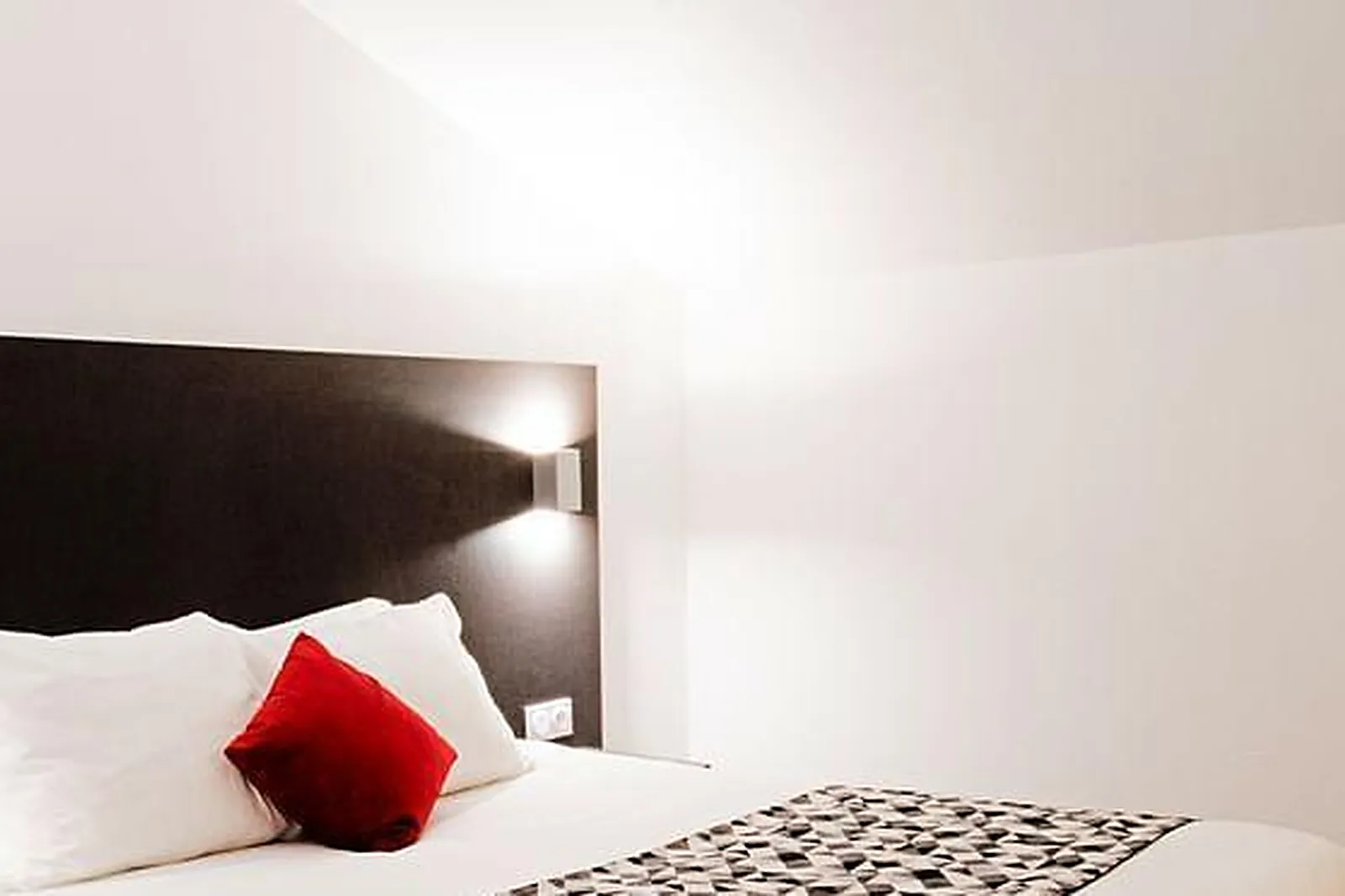 Lieux événementiels, HÔTEL MERCURE LYON EST VILLEFONTAINE ****