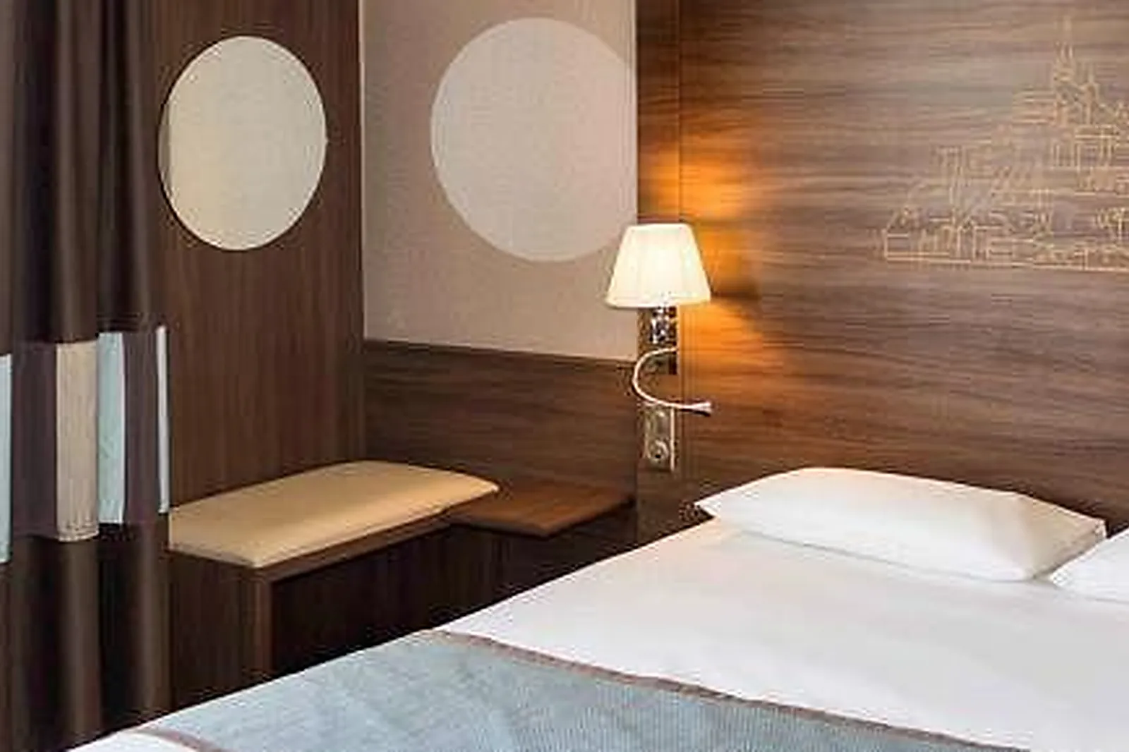 Lieux événementiels, HÔTEL MERCURE MONT SAINT-MICHEL ****