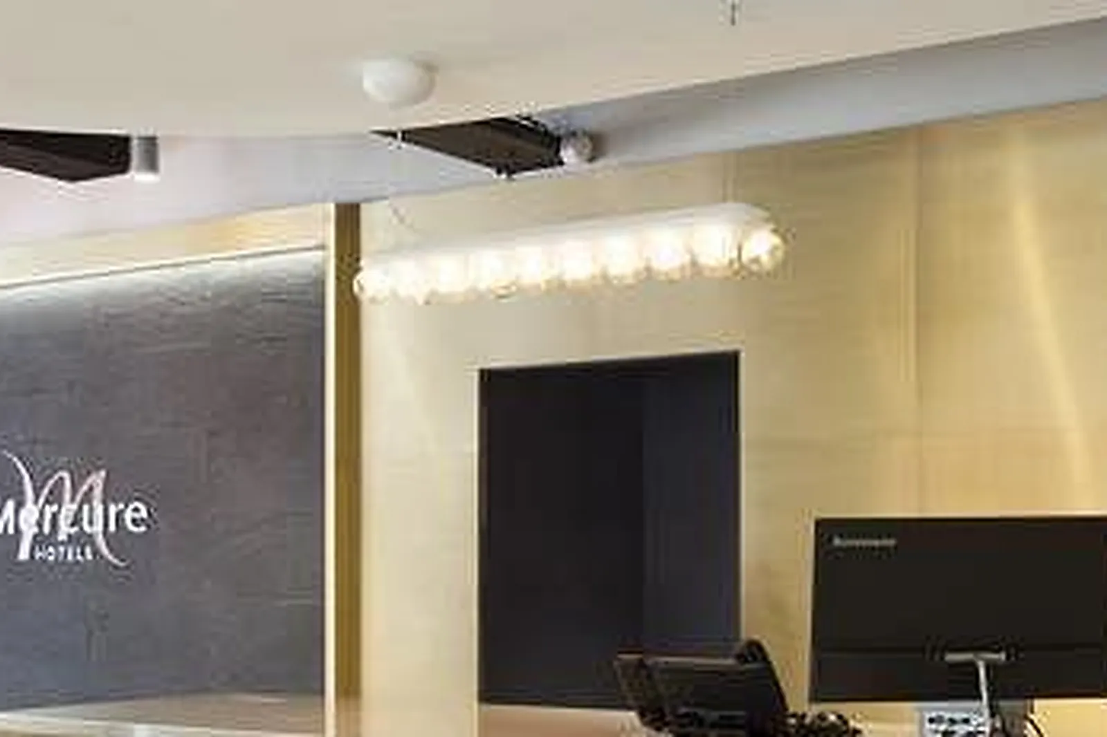 Lieux événementiels, HÔTEL MERCURE NANTES CENTRE GARE ****