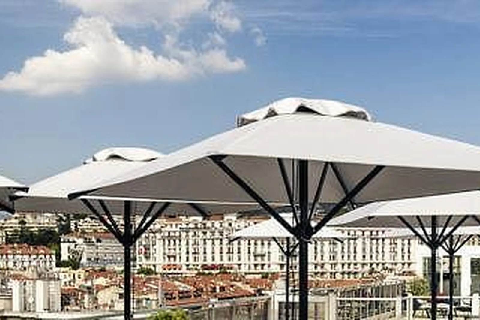 Lieux événementiels, HÔTEL MERCURE NICE CENTRE NOTRE DAME ****