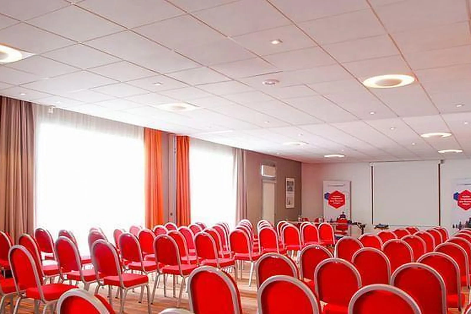 Lieux événementiels, HÔTEL MERCURE ORLÉANS CENTRE ****