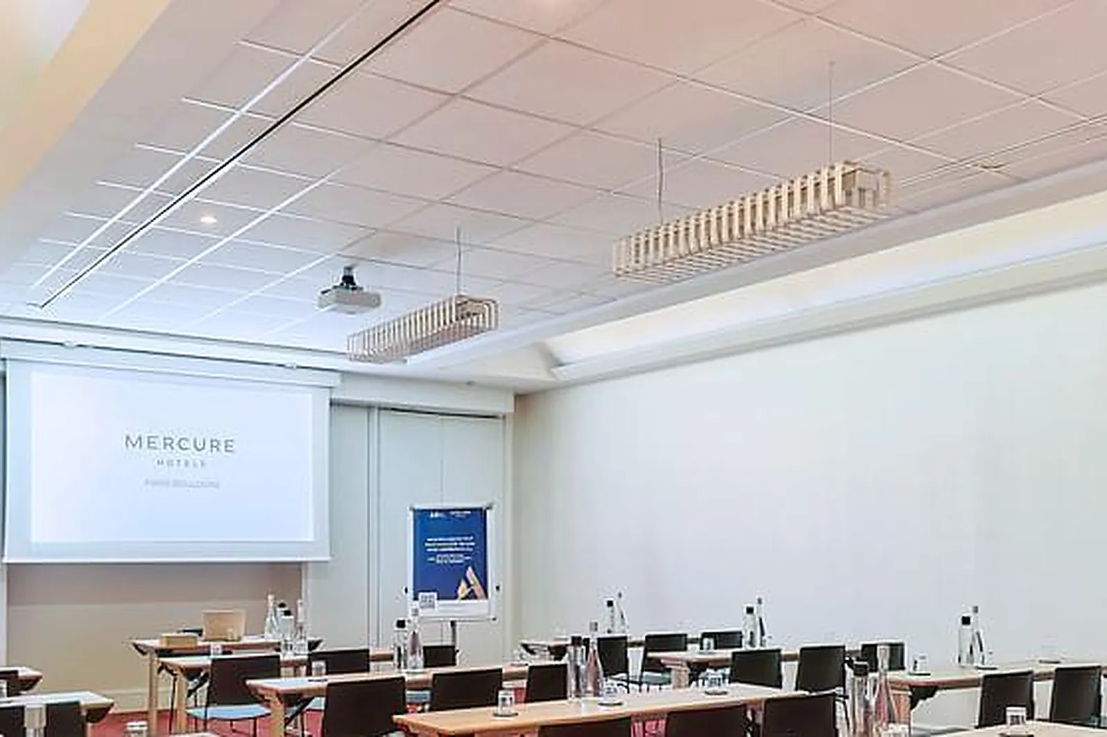 Lieux événementiels, HÔTEL MERCURE PARIS BOULOGNE ****