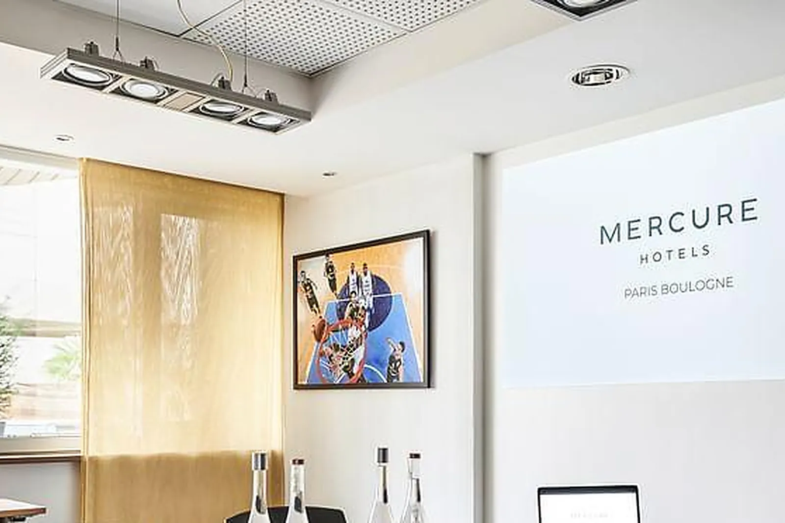 Lieux événementiels, HÔTEL MERCURE PARIS BOULOGNE ****
