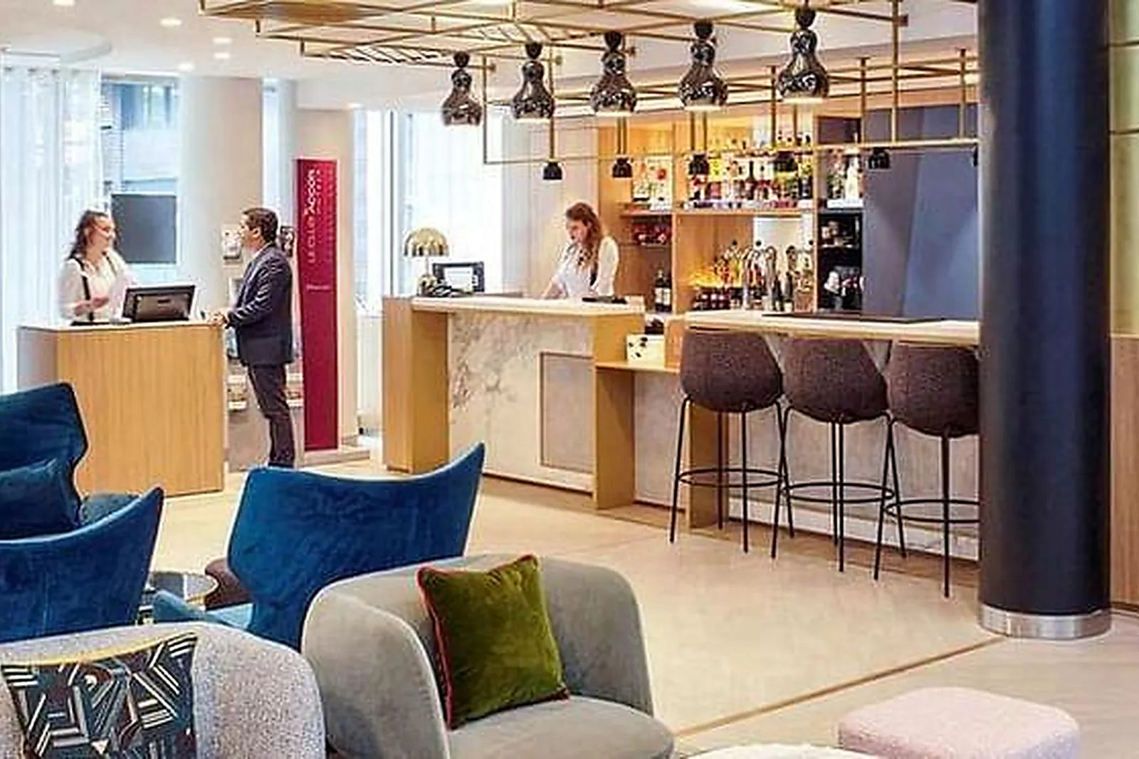 Lieux événementiels, HÔTEL MERCURE PARIS LA DÉFENSE GRANDE ARCHE ****