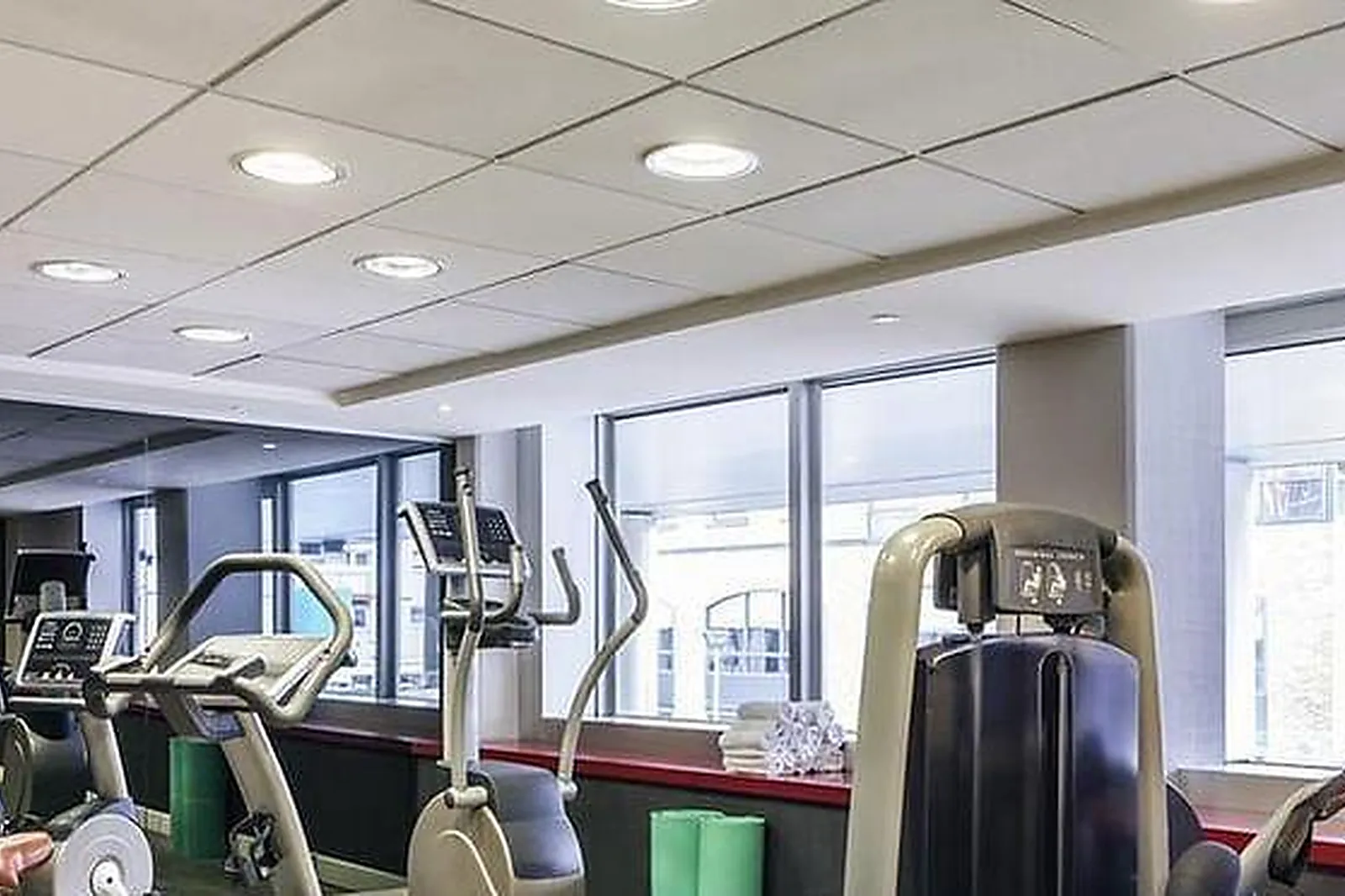 Lieux événementiels, HÔTEL MERCURE PARIS LA DÉFENSE GRANDE ARCHE ****