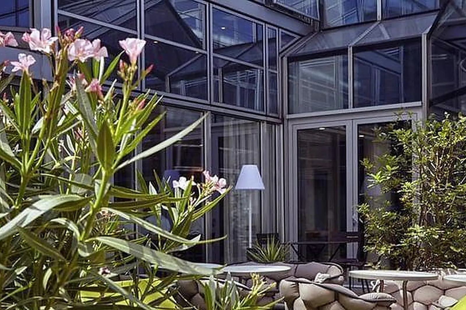 Lieux événementiels, HÔTEL MERCURE PARIS LA DÉFENSE GRANDE ARCHE ****