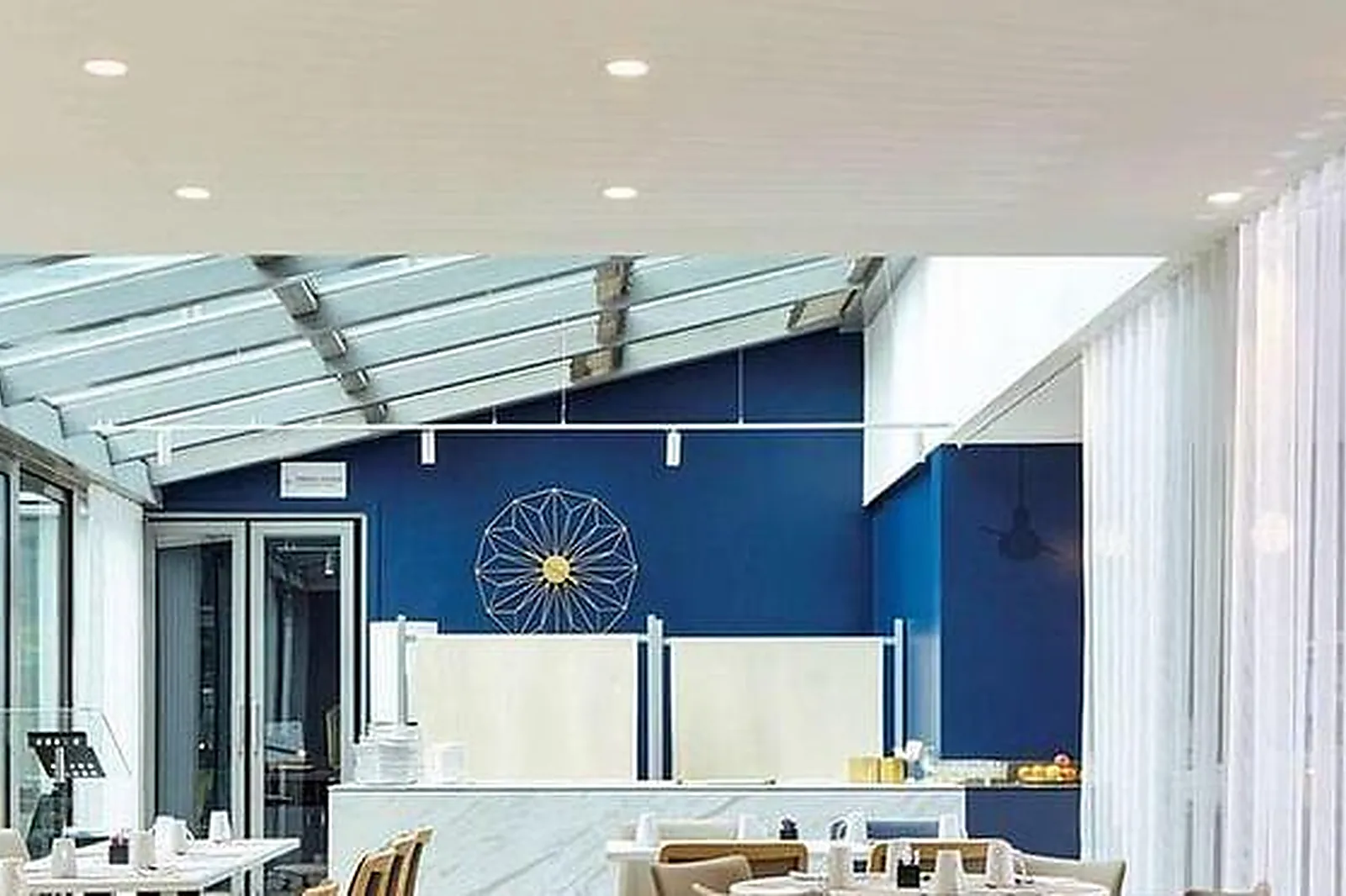 Lieux événementiels, HÔTEL MERCURE PARIS LA DÉFENSE GRANDE ARCHE ****