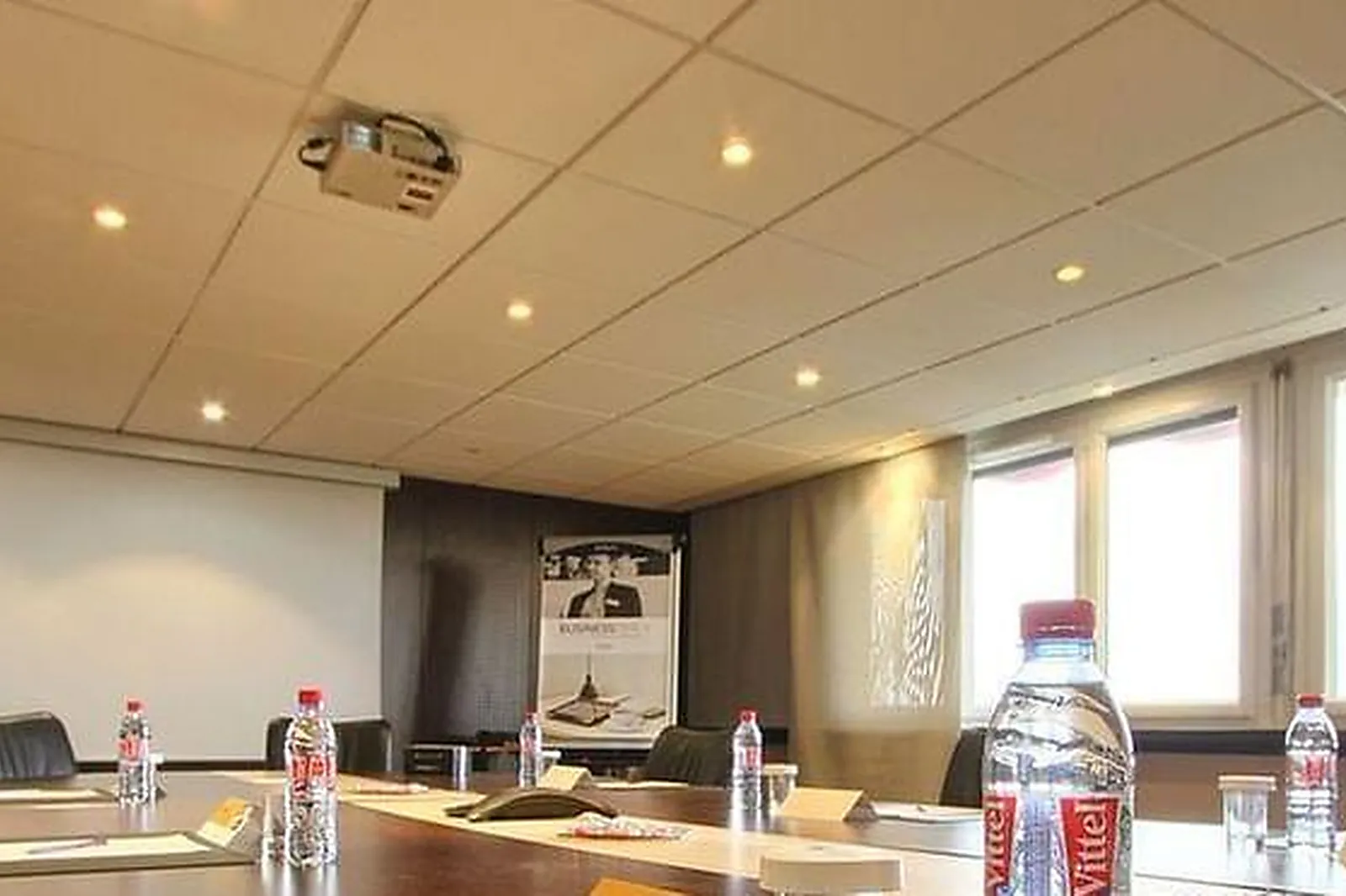 Lieux événementiels, HÔTEL MERCURE PARIS VÉLIZY ****