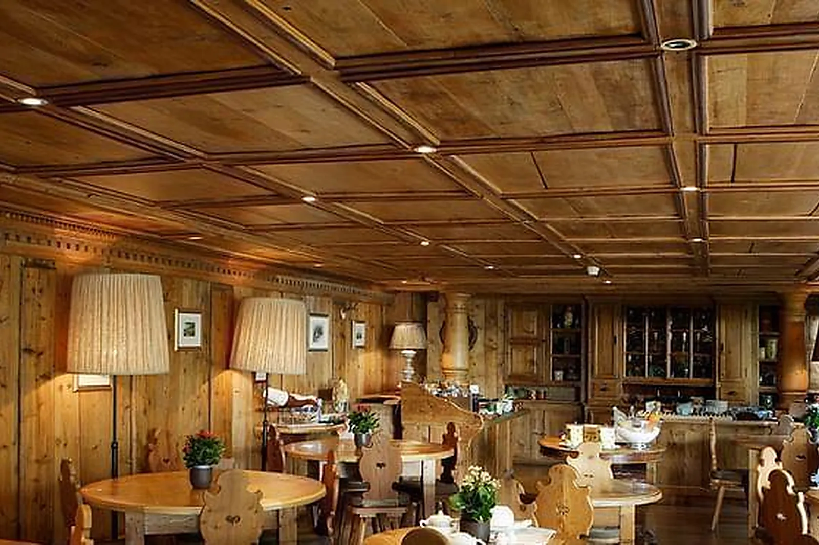 Lieux événementiels, HÔTEL MONT BLANC ****