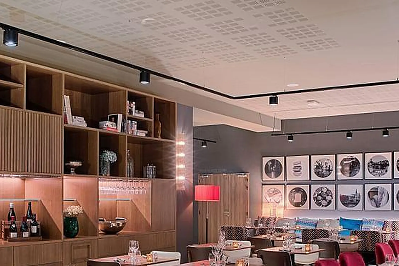 Lieux événementiels, HÔTEL NH LYON AIRPORT ****