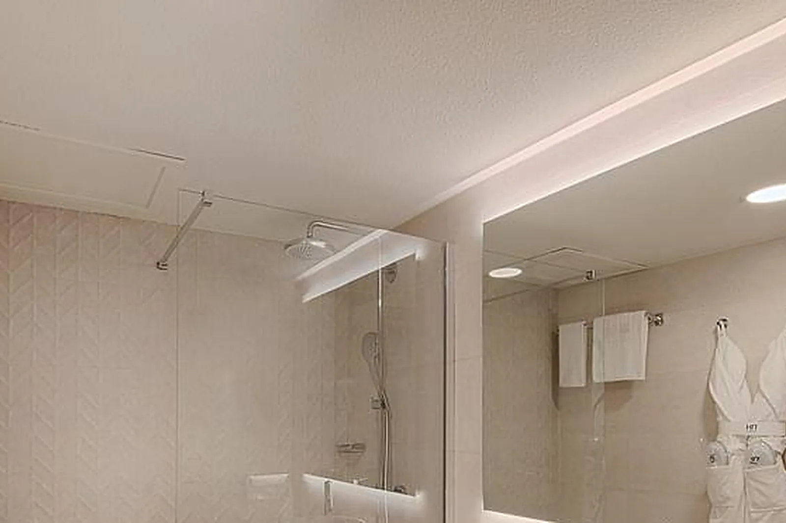 Lieux événementiels, HÔTEL NH NICE ****