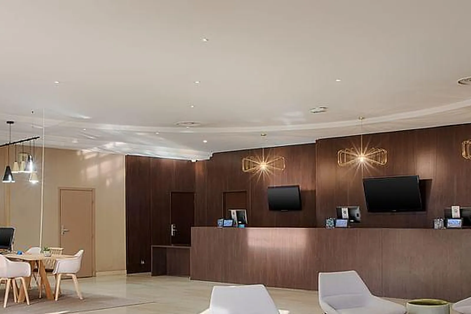 Lieux événementiels, HÔTEL NH NICE ****