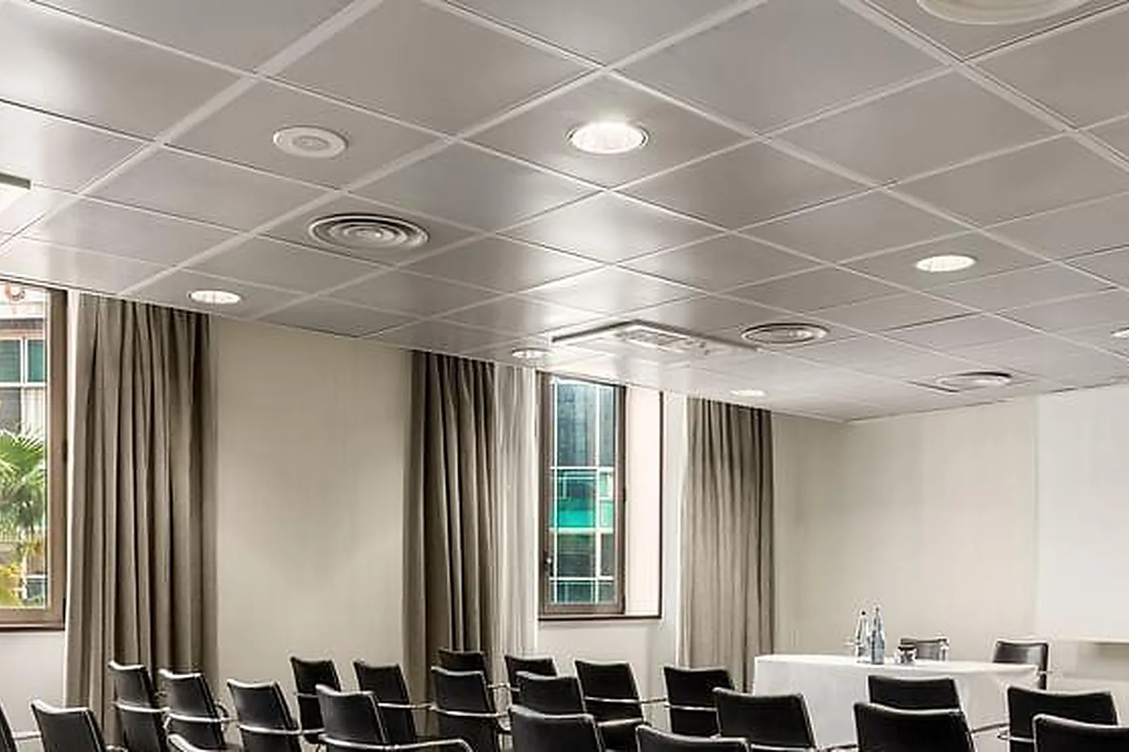 Lieux événementiels, HÔTEL NH NICE ****