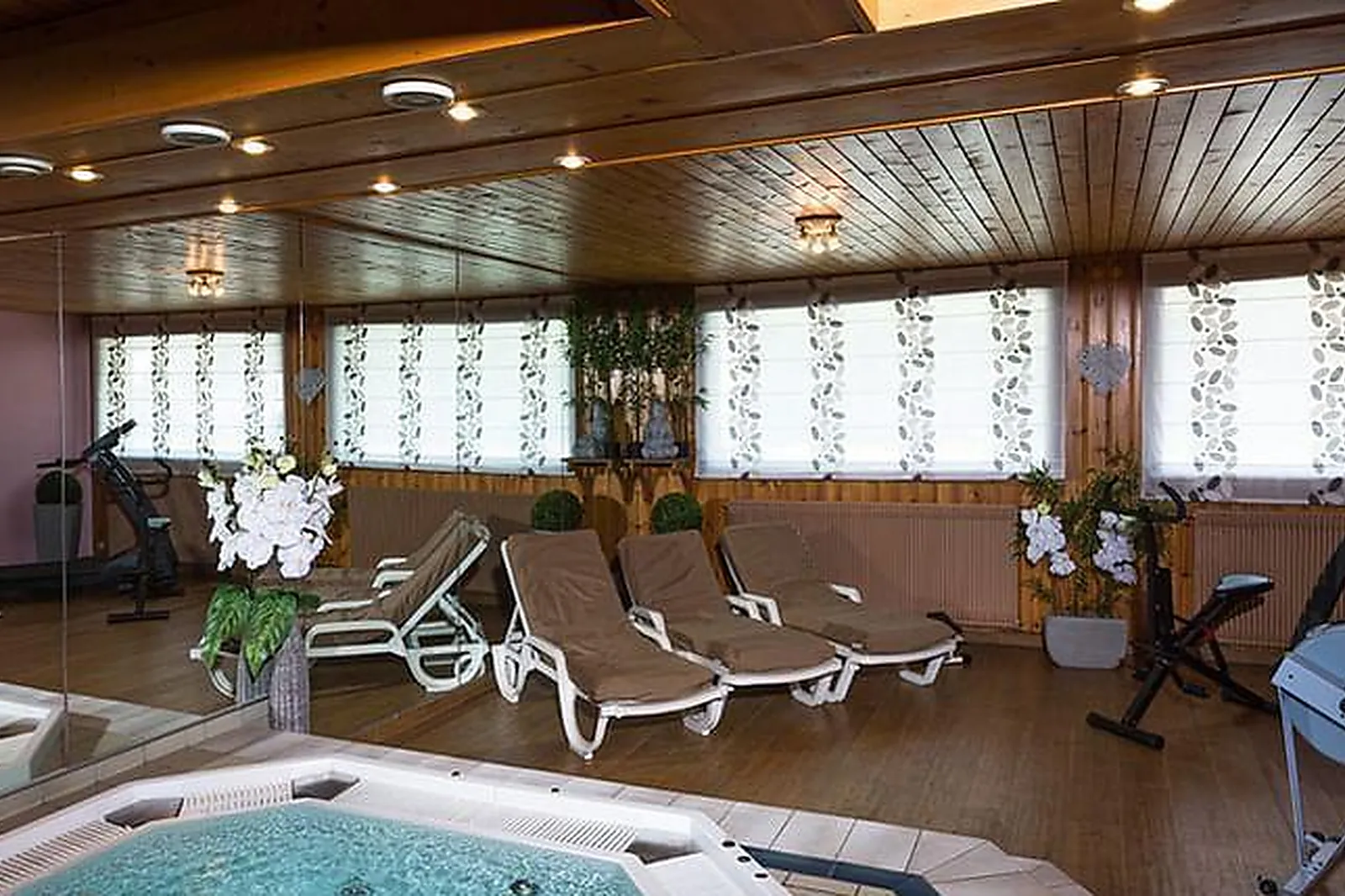 Lieux événementiels, HÔTEL NEIGE ET ROC SAMOËNS ****