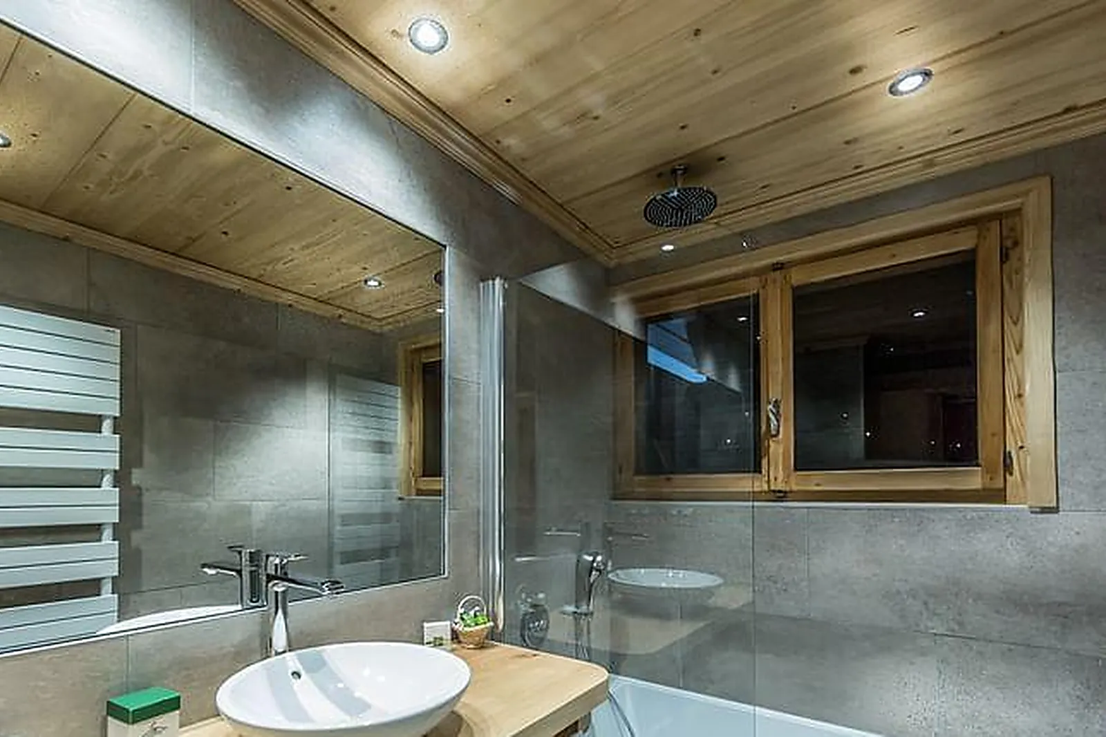 Lieux événementiels, HÔTEL NEIGE ET ROC SAMOËNS ****