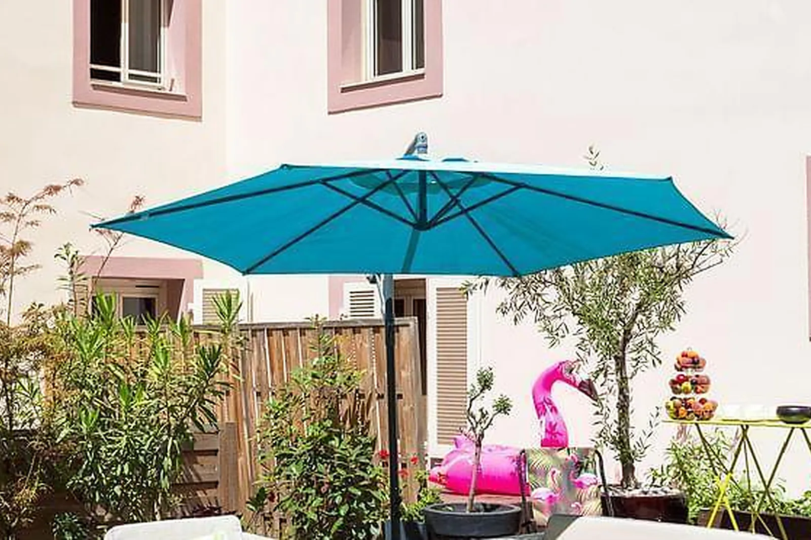 Lieux événementiels, TROIS FOIS M