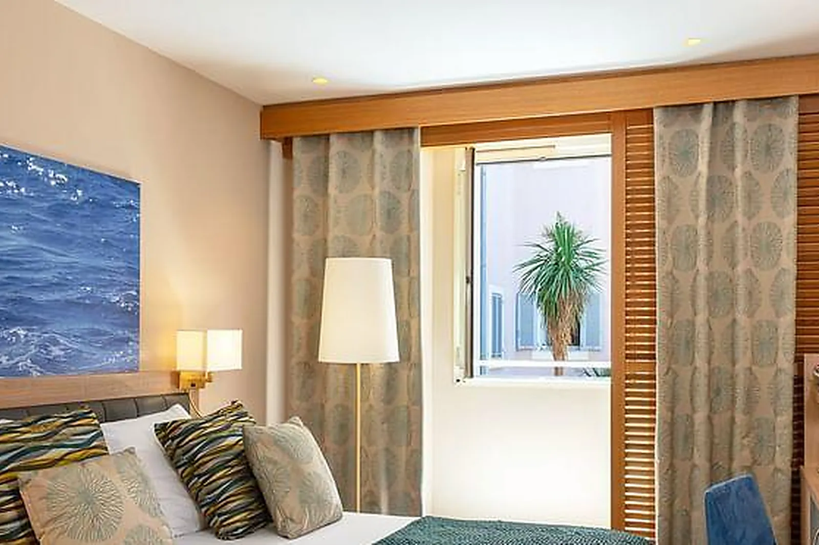 Lieux événementiels, TROIS FOIS M