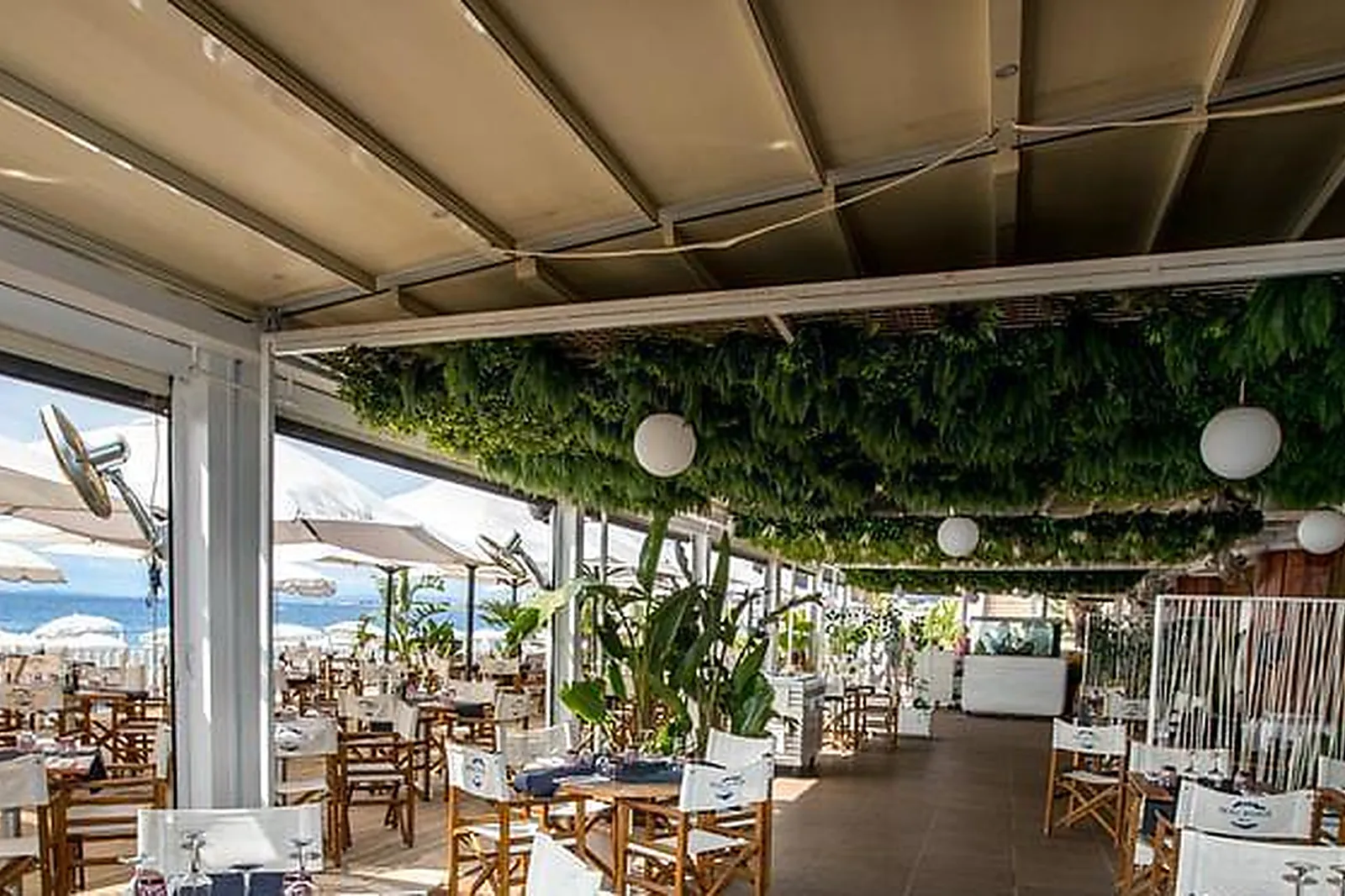 Lieux événementiels, TROIS FOIS M