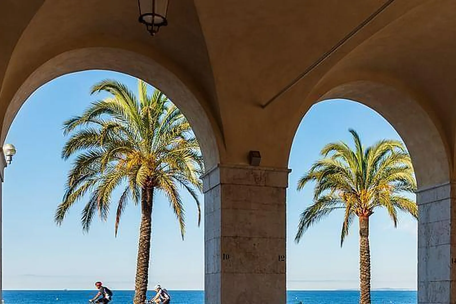 Lieux événementiels, TROIS FOIS M