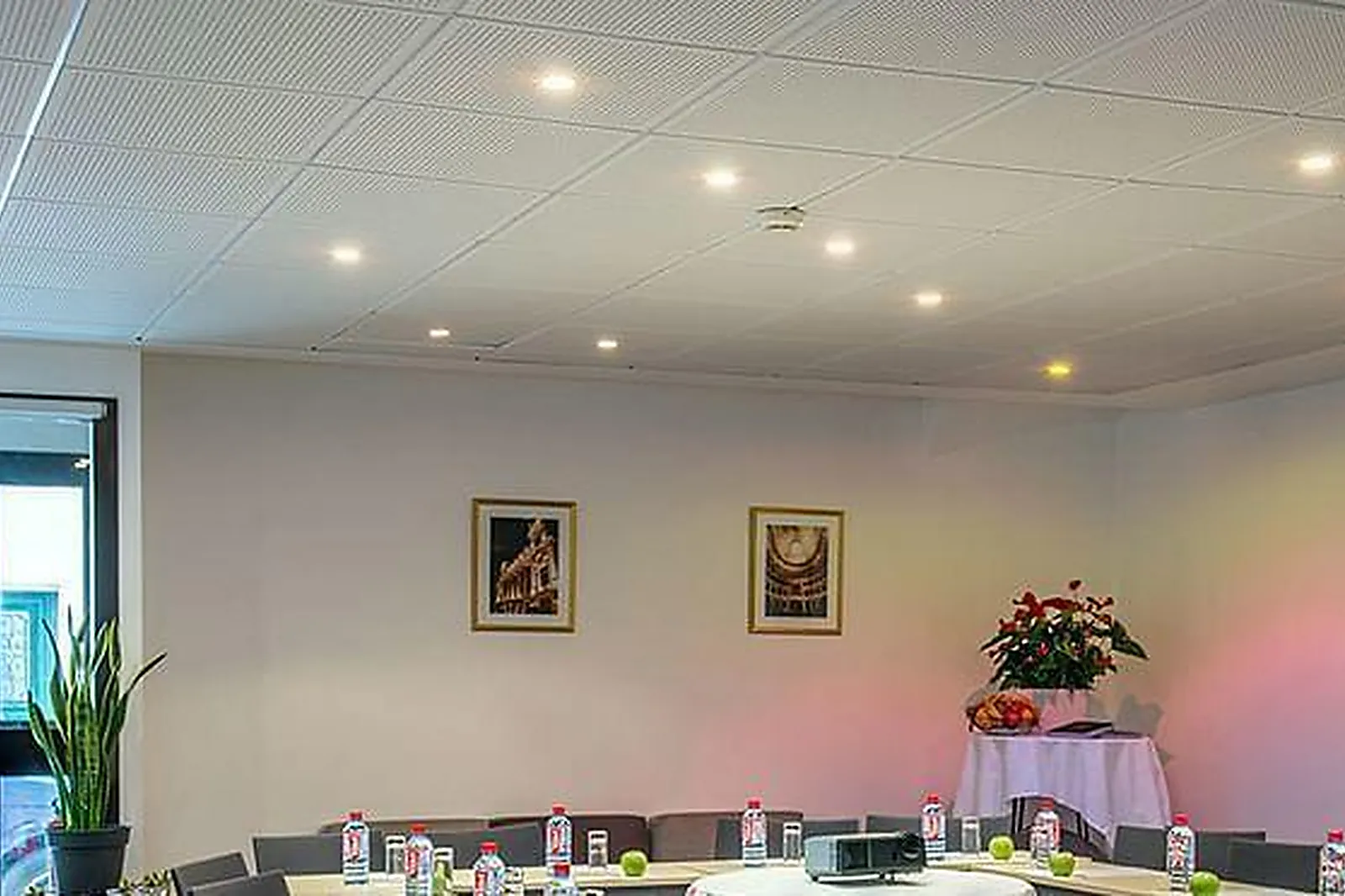 Lieux événementiels, TROIS FOIS M