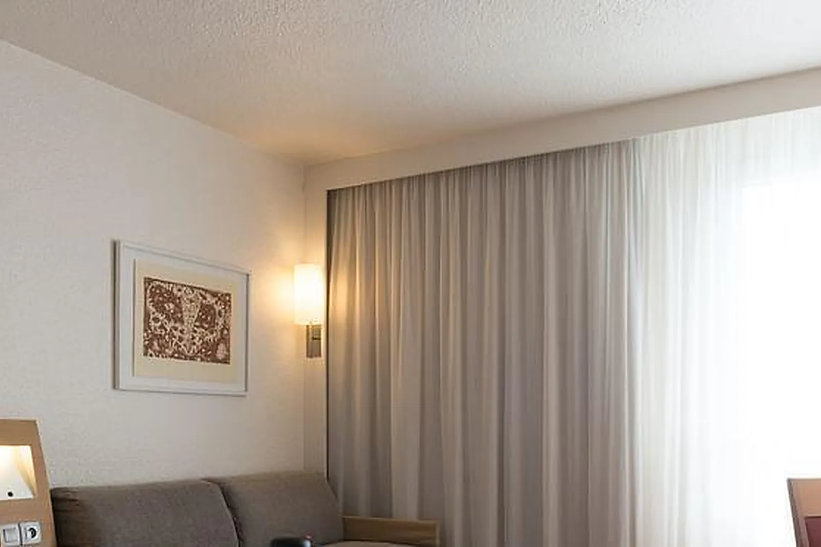 Lieux événementiels, HÔTEL NOVOTEL PARIS EST ****