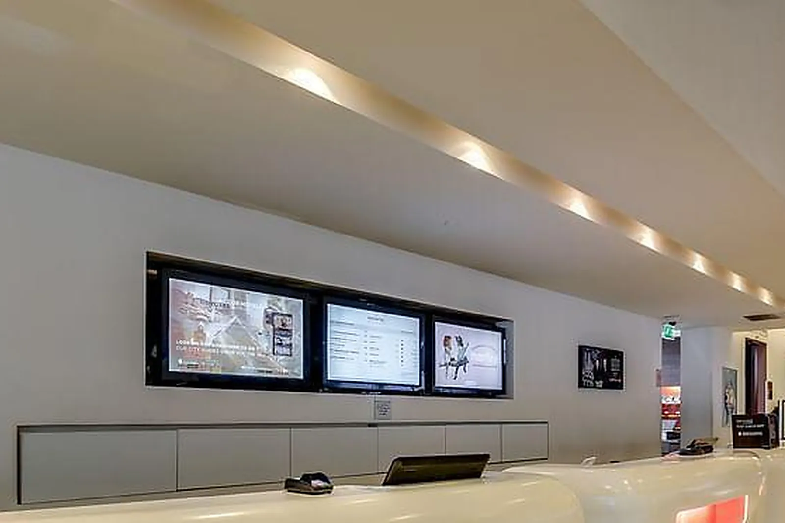 Lieux événementiels, HÔTEL NOVOTEL PARIS EST ****