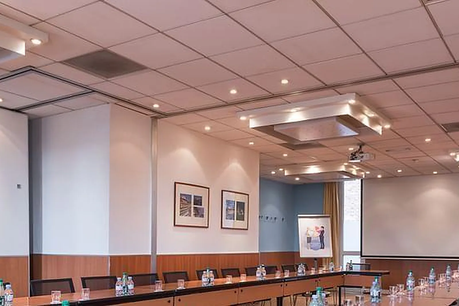 Lieux événementiels, HÔTEL NOVOTEL PARIS EST ****