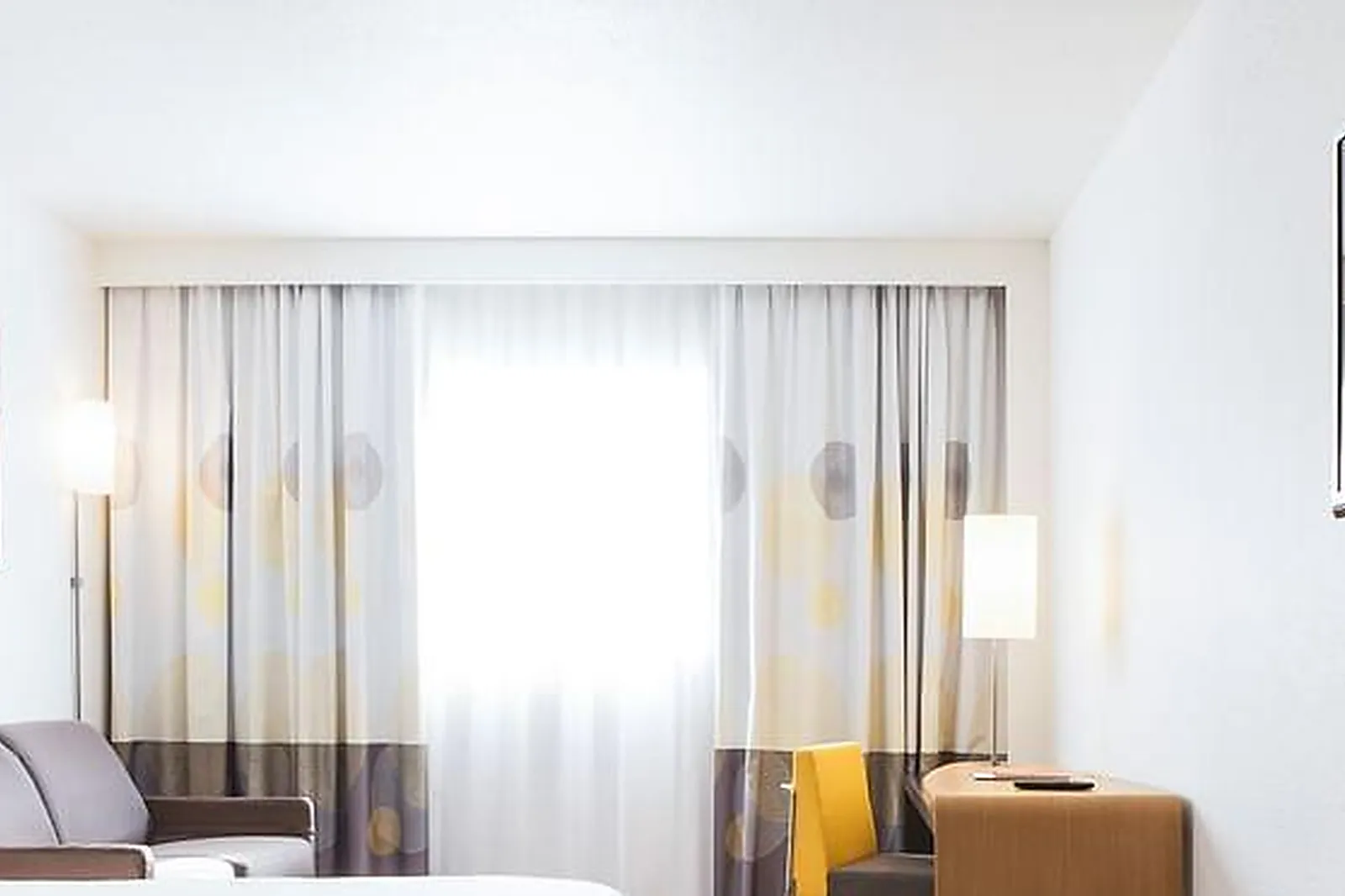 Lieux événementiels, HÔTEL NOVOTEL SAINT QUENTIN EN YVELINES ****