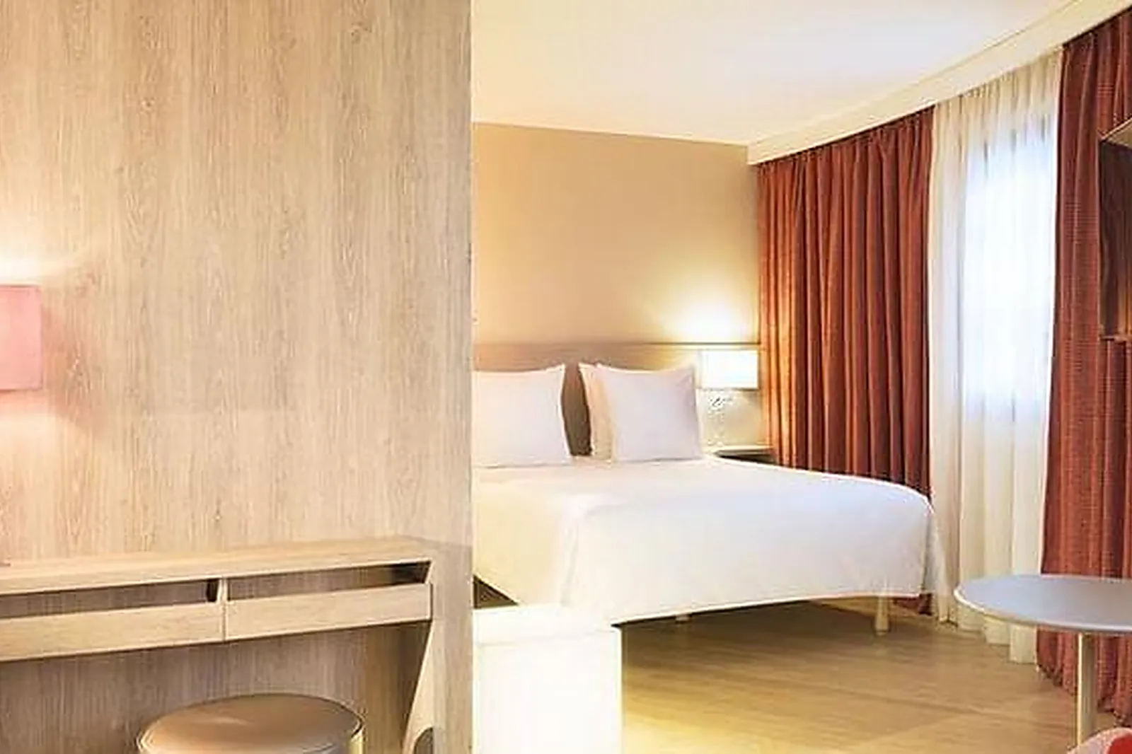 Lieux événementiels, HÔTEL OCEANIA**** PARIS ROISSY AÉROPORT CDG