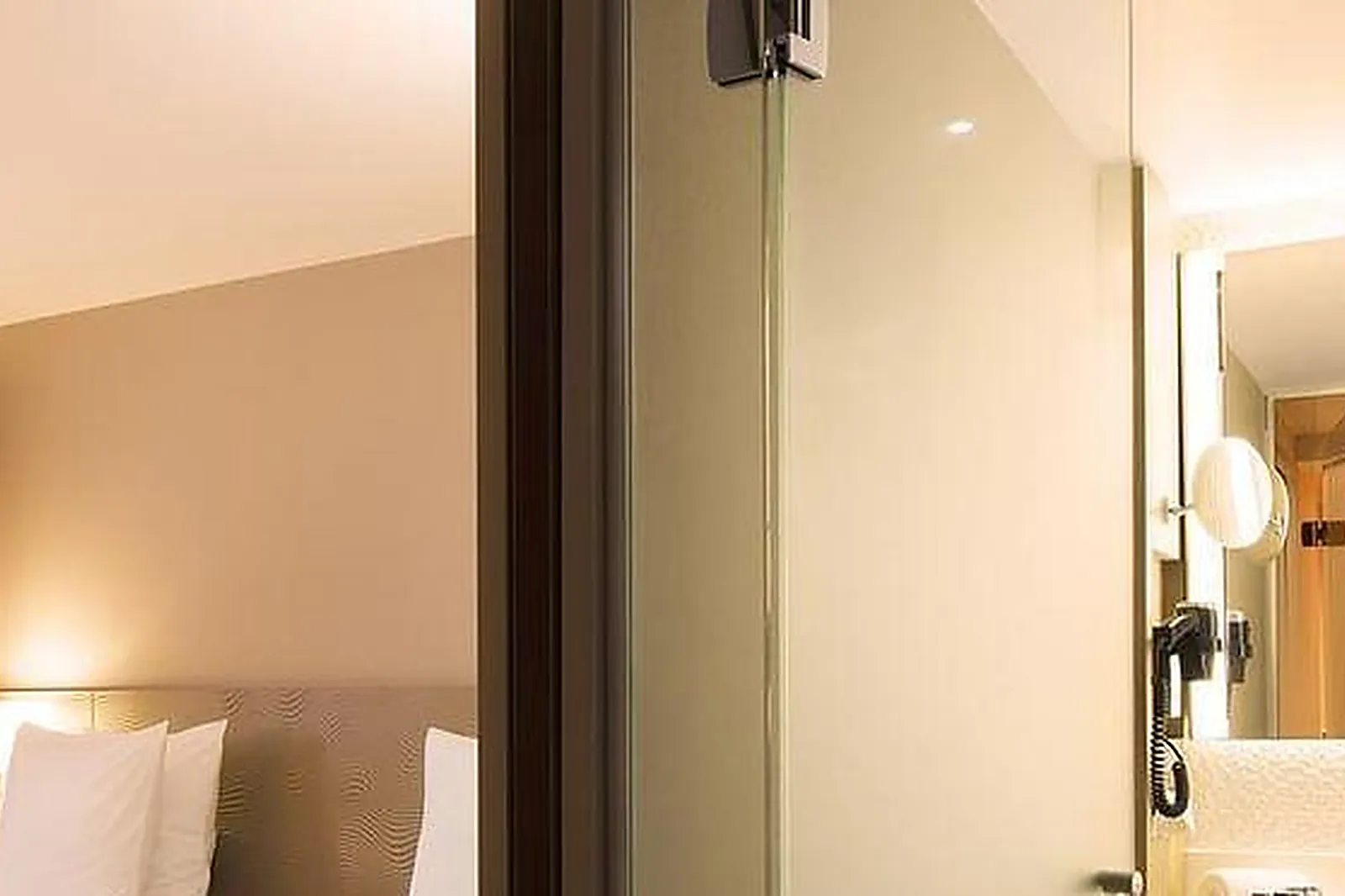 Lieux événementiels, HÔTEL OCEANIA**** PARIS ROISSY AÉROPORT CDG