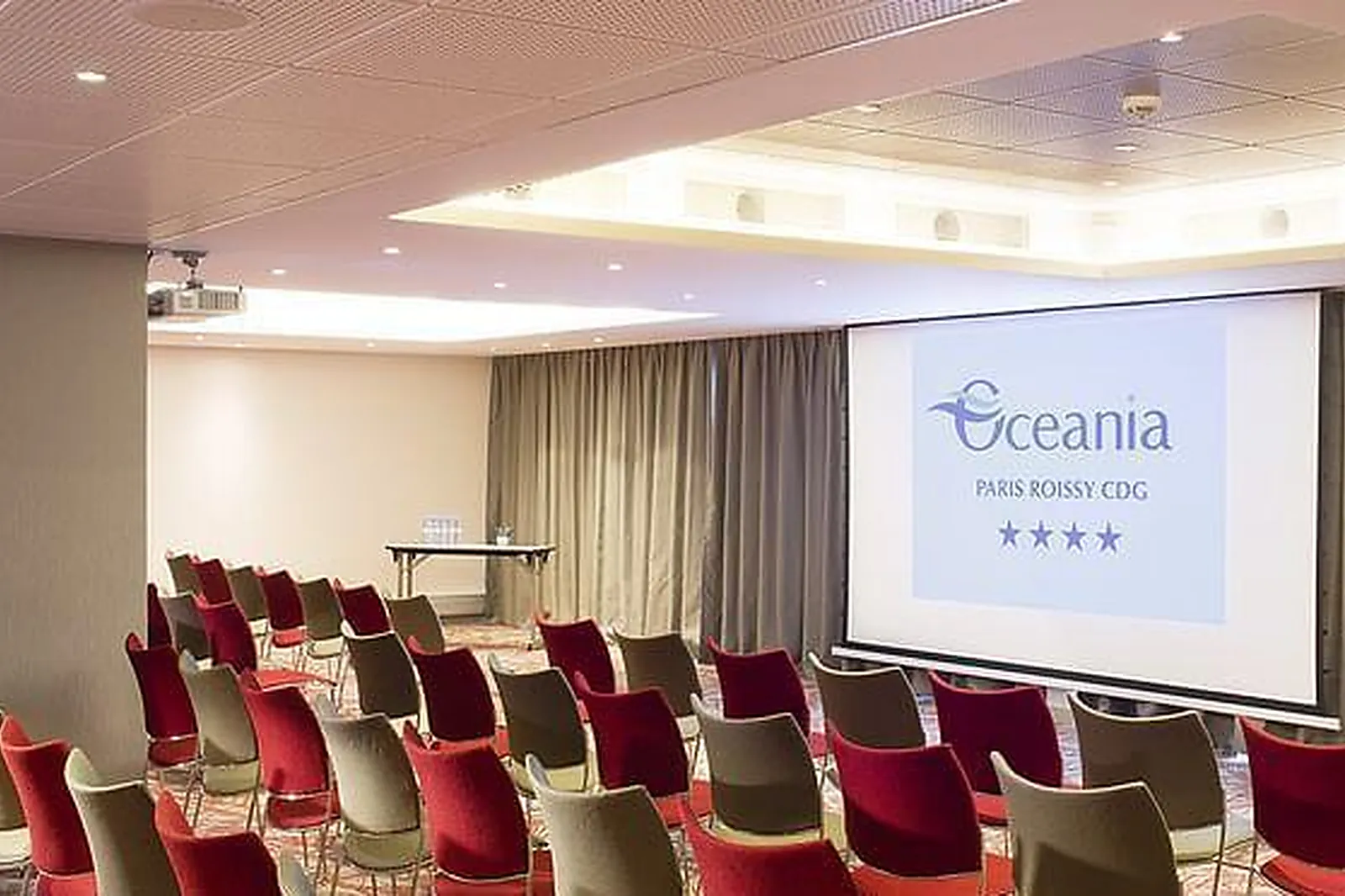 Lieux événementiels, HÔTEL OCEANIA**** PARIS ROISSY AÉROPORT CDG