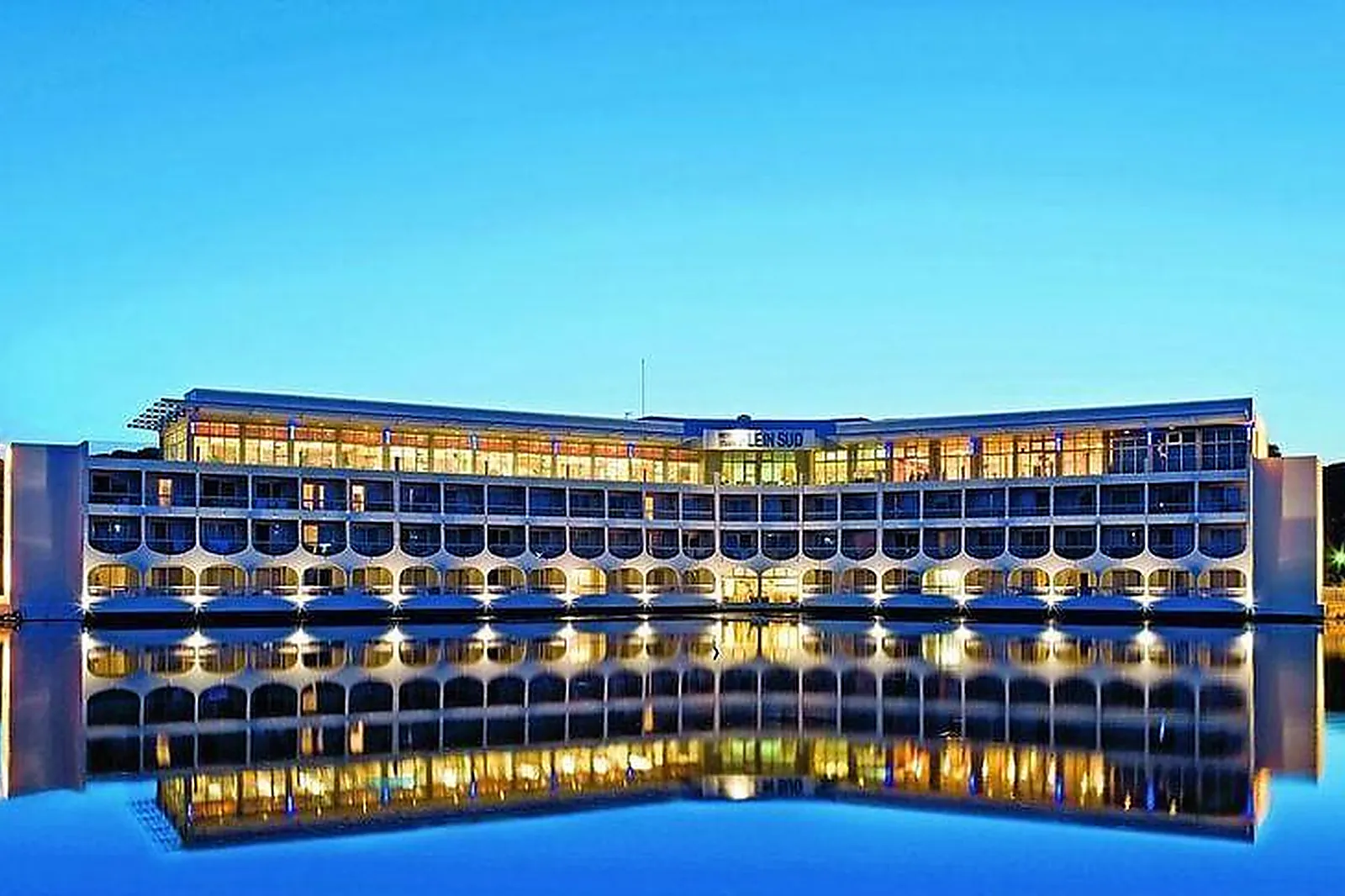 Lieux événementiels, SALLE COSY