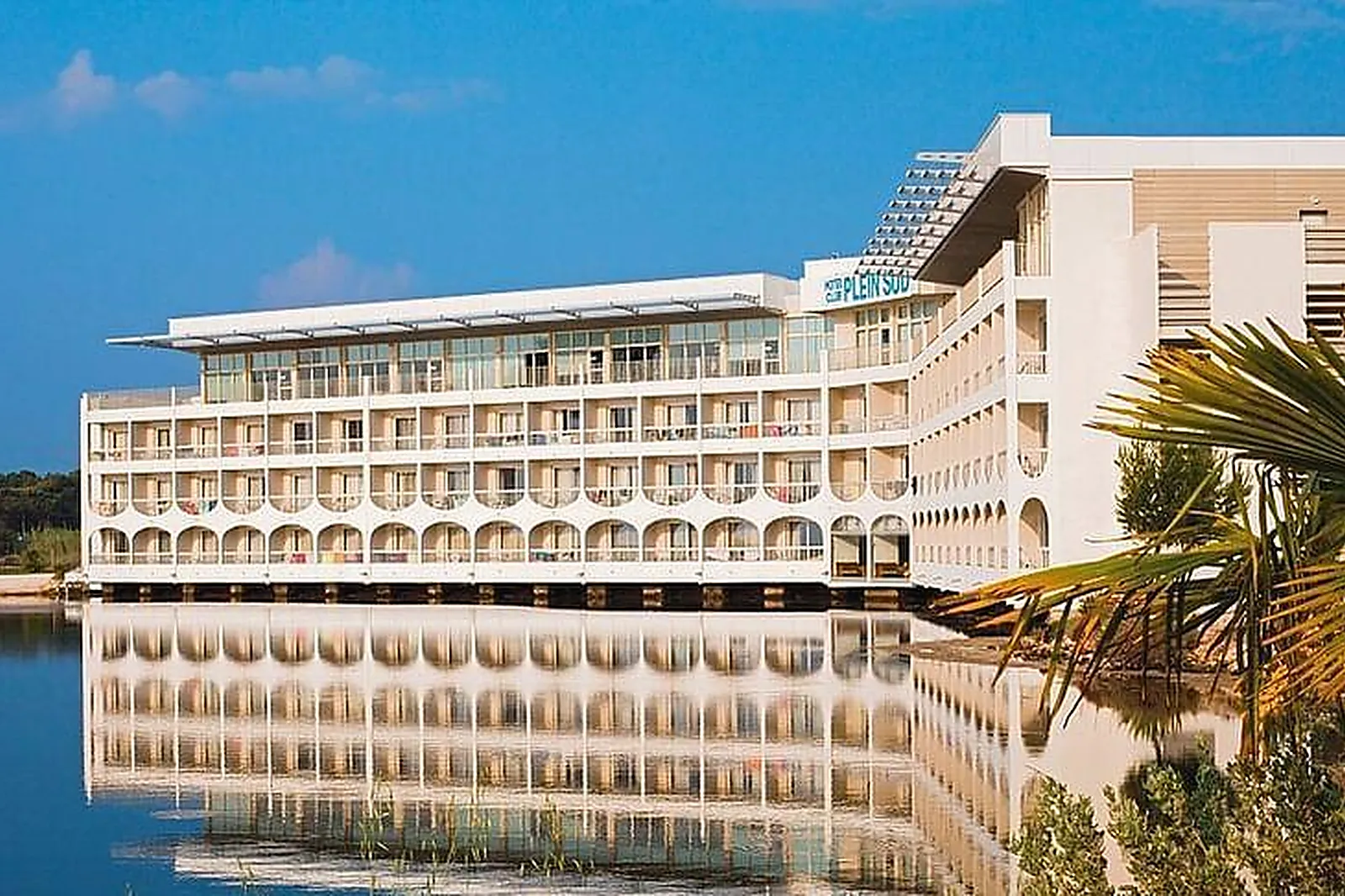 Lieux événementiels, SALLE COSY