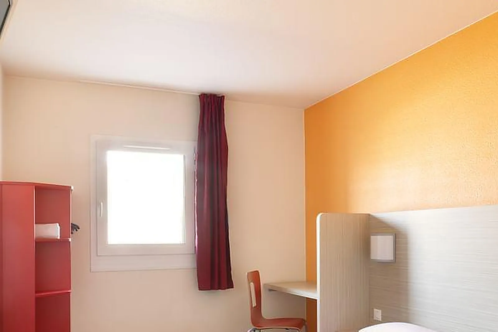 Lieux événementiels, HÔTEL PREMIÈRE CLASSE MAUBEUGE FEIGNIES