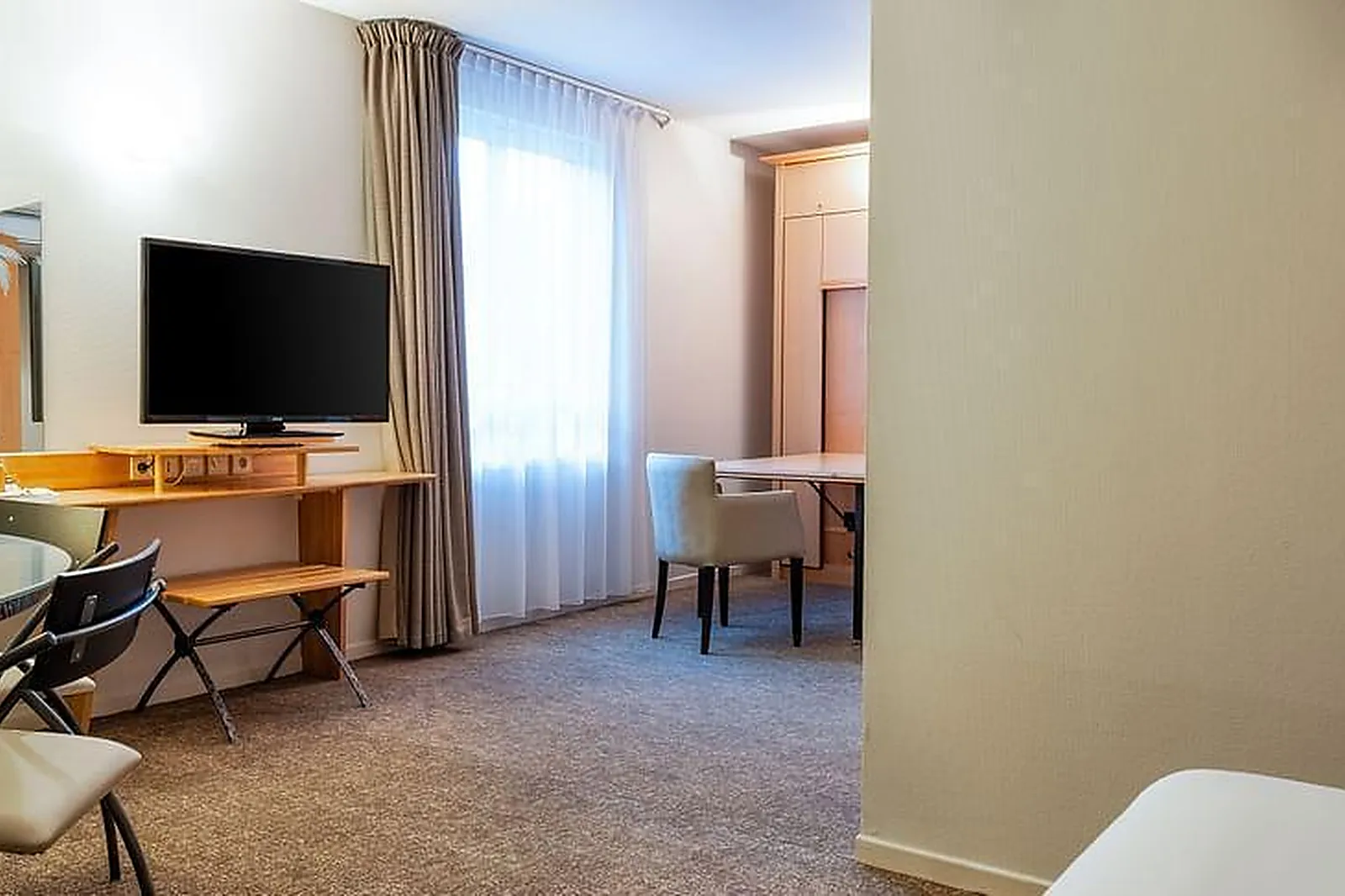 Lieux événementiels, HÔTEL QUALITY PAU CENTRE