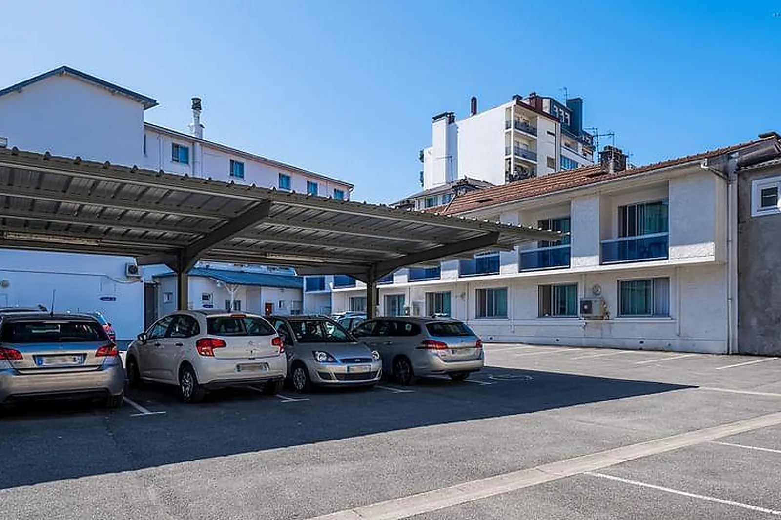 Lieux événementiels, HÔTEL QUALITY PAU CENTRE