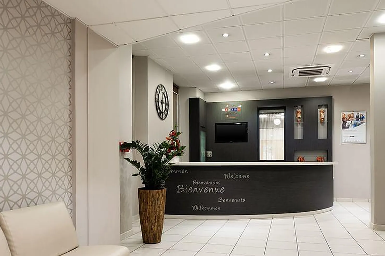 Lieux événementiels, HÔTEL QUALITY PAU CENTRE