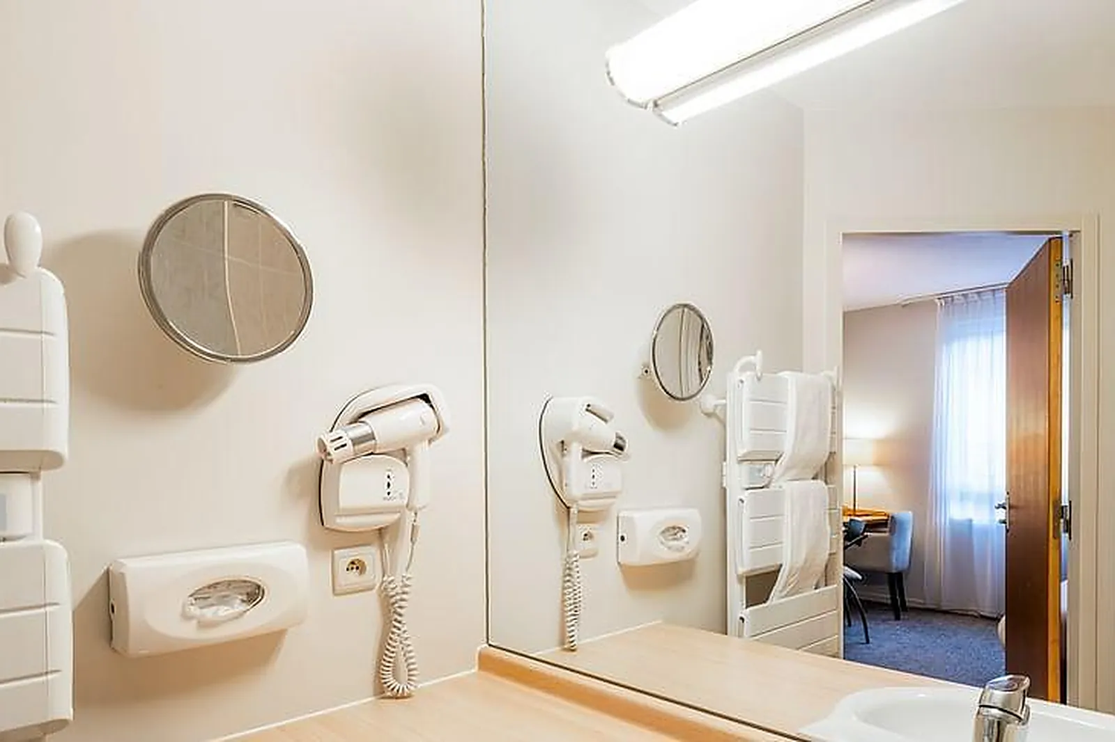 Lieux événementiels, HÔTEL QUALITY PAU CENTRE