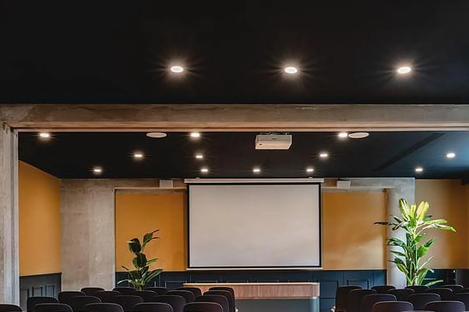 Lieux événementiels, HÔTEL REMIX PARIS LA VILLETTE ****