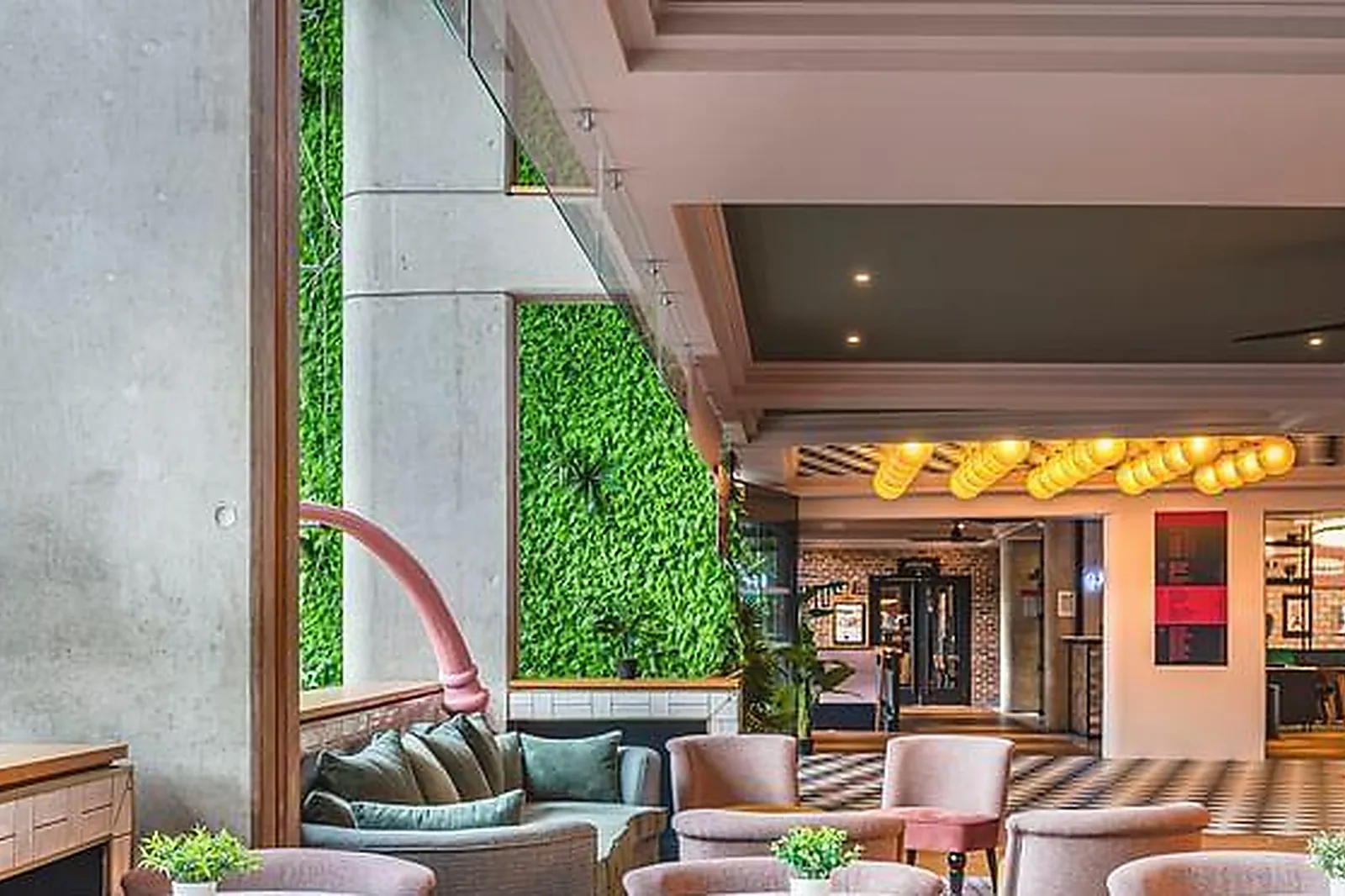 Lieux événementiels, HÔTEL REMIX PARIS LA VILLETTE ****