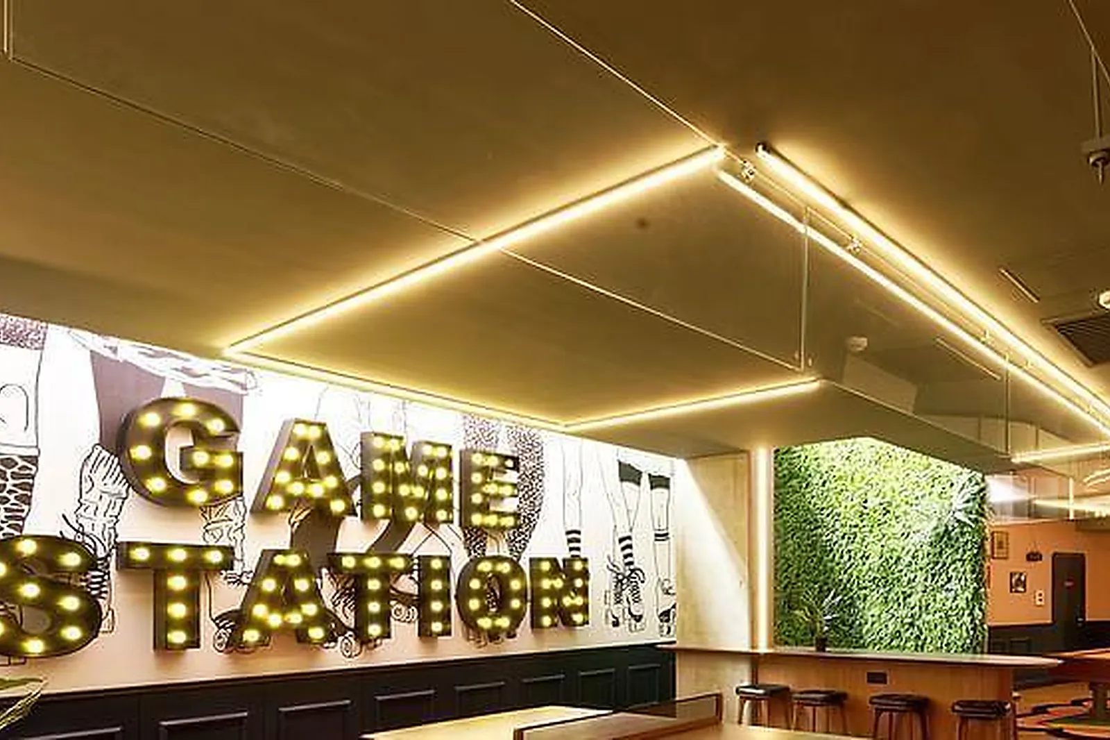 Lieux événementiels, HÔTEL REMIX PARIS LA VILLETTE ****