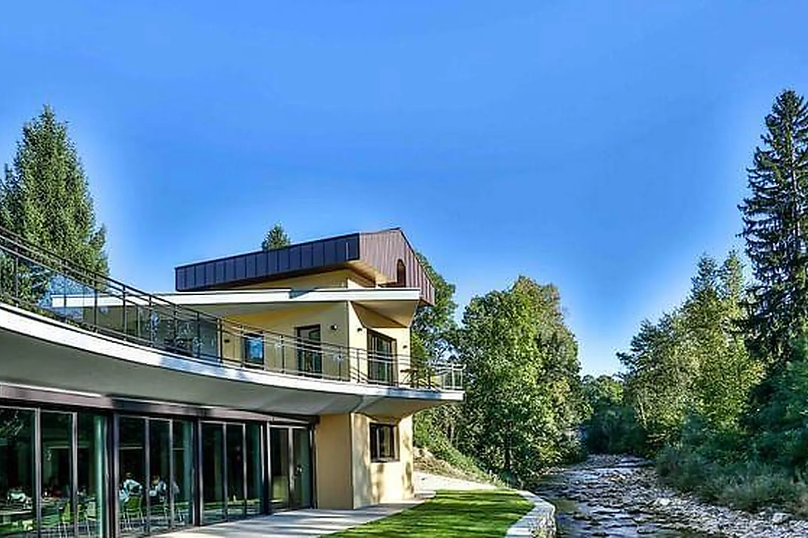 Lieux événementiels, HÔTEL RESTAURANT BAUD ****