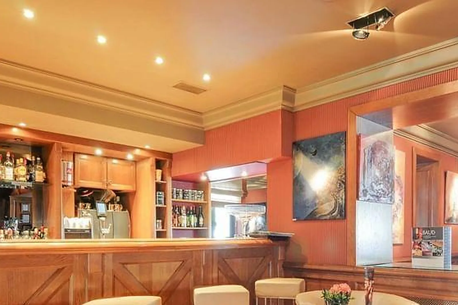 Lieux événementiels, HÔTEL RESTAURANT BAUD ****