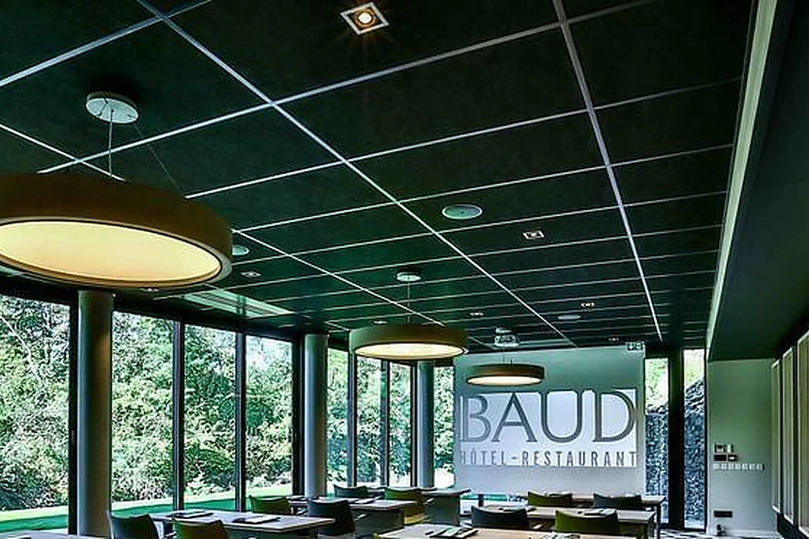 Lieux événementiels, HÔTEL RESTAURANT BAUD ****