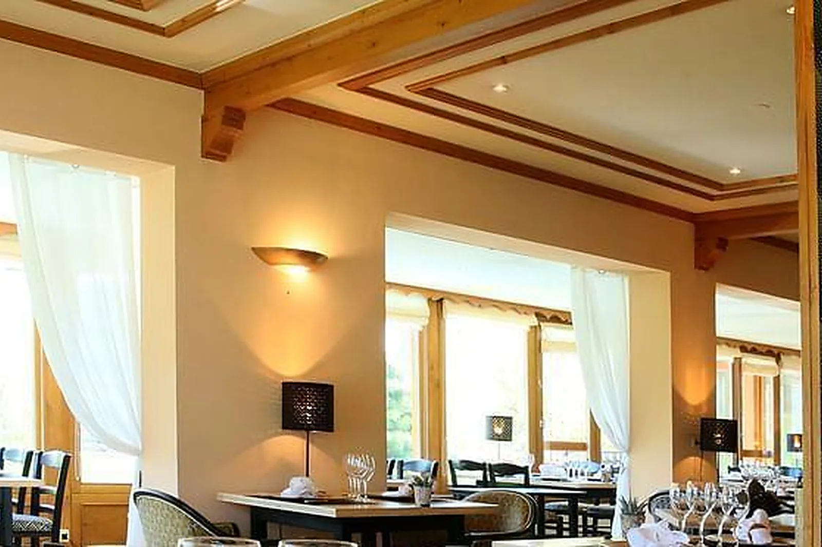 Lieux événementiels, HÔTEL RESTAURANT DE LA BUFFE***