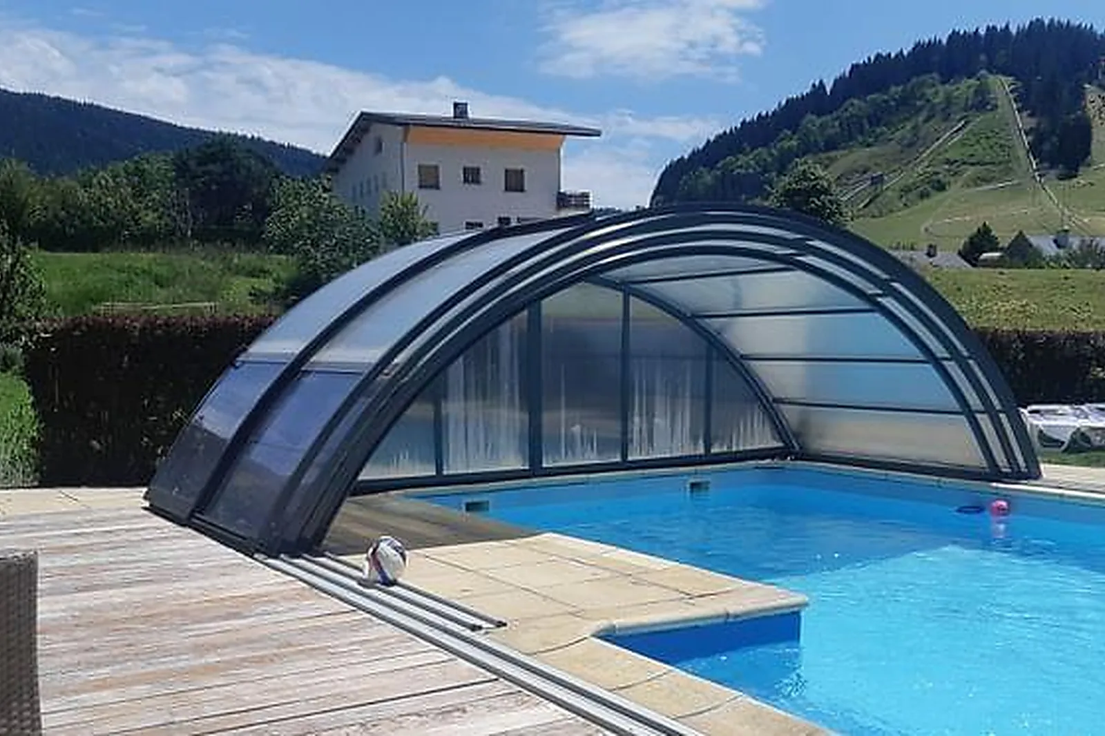 Lieux événementiels, HÔTEL RESTAURANT DE LA BUFFE***