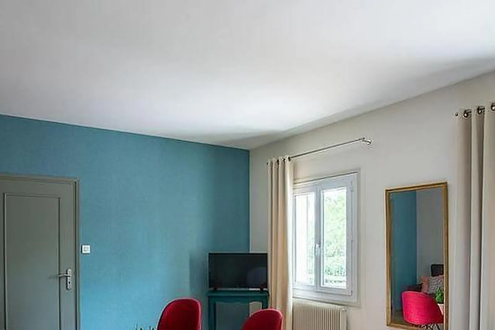 Lieux événementiels, HÔTEL-RESTAURANT LA HUCHETTE